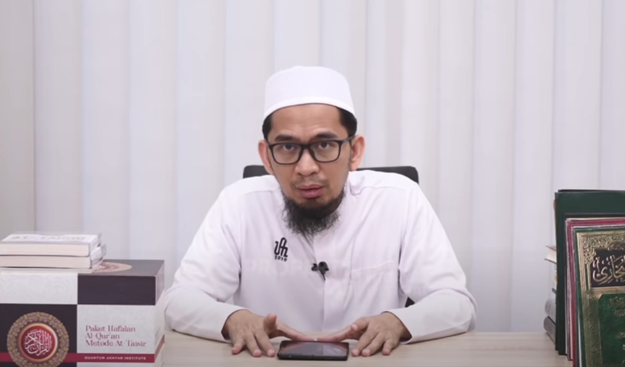 Salat Tarawih 11 atau 23 Rakaat? Ustad Adi Hidayat Beri Contoh yang Dilakukan Rasulullah SAW