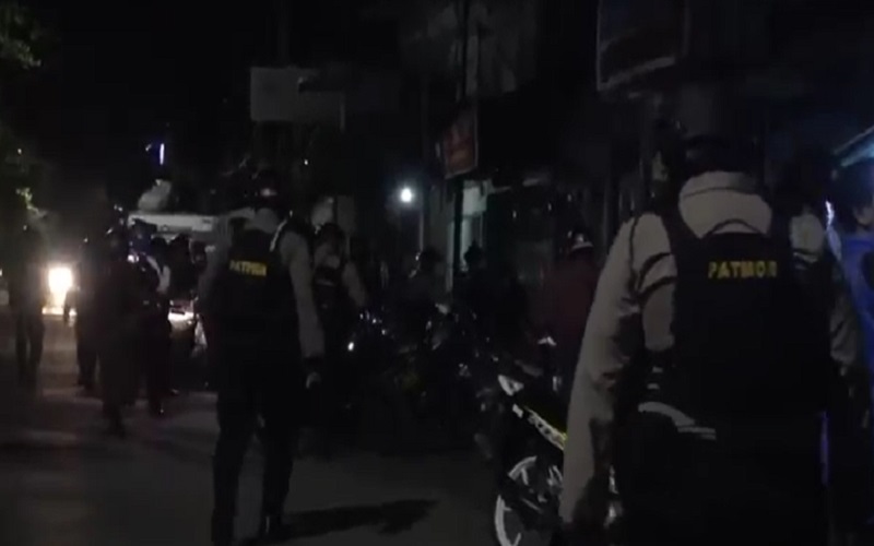 Tim Thunder Polda Sulsel Bubarkan Tawuran Sekelompok Pemuda yang Janjian di Medsos