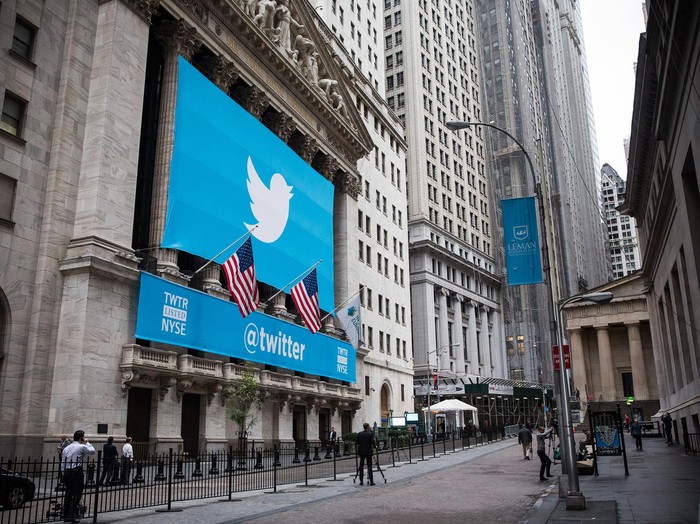 Orang Terkaya di Dunia Ingin Menguasai Seluruh Saham Twitter