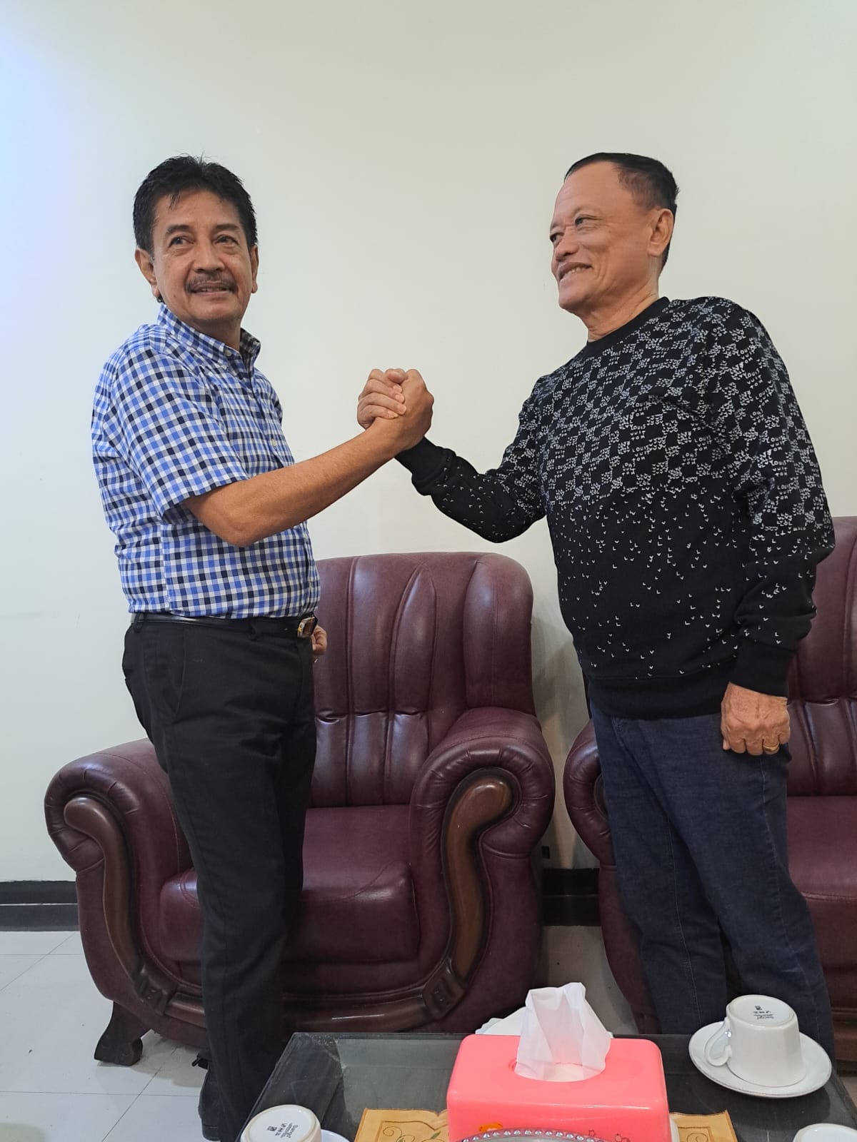 H4 Bertemu Aras Tammuni, Bahas Persiapan Golkar Sulbar Menuju 2024