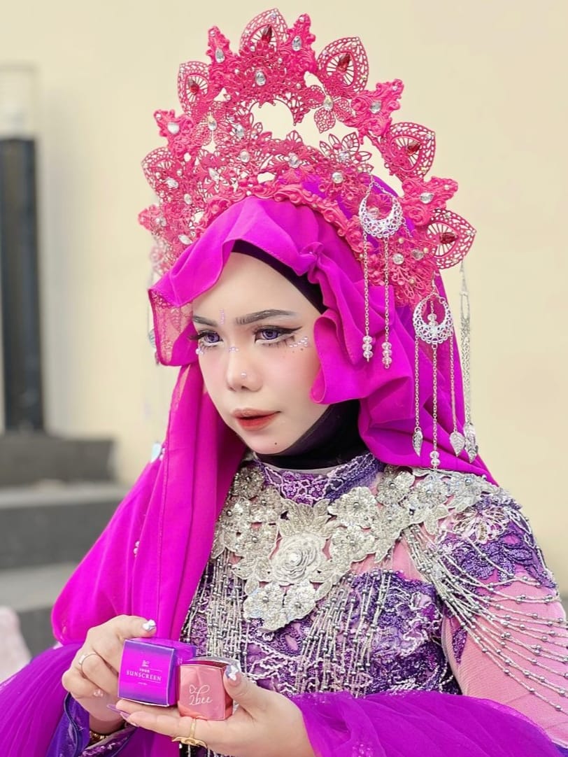 Duo Mompreneur Olshop Makassar Luncurkan Brand 2Bee Glow