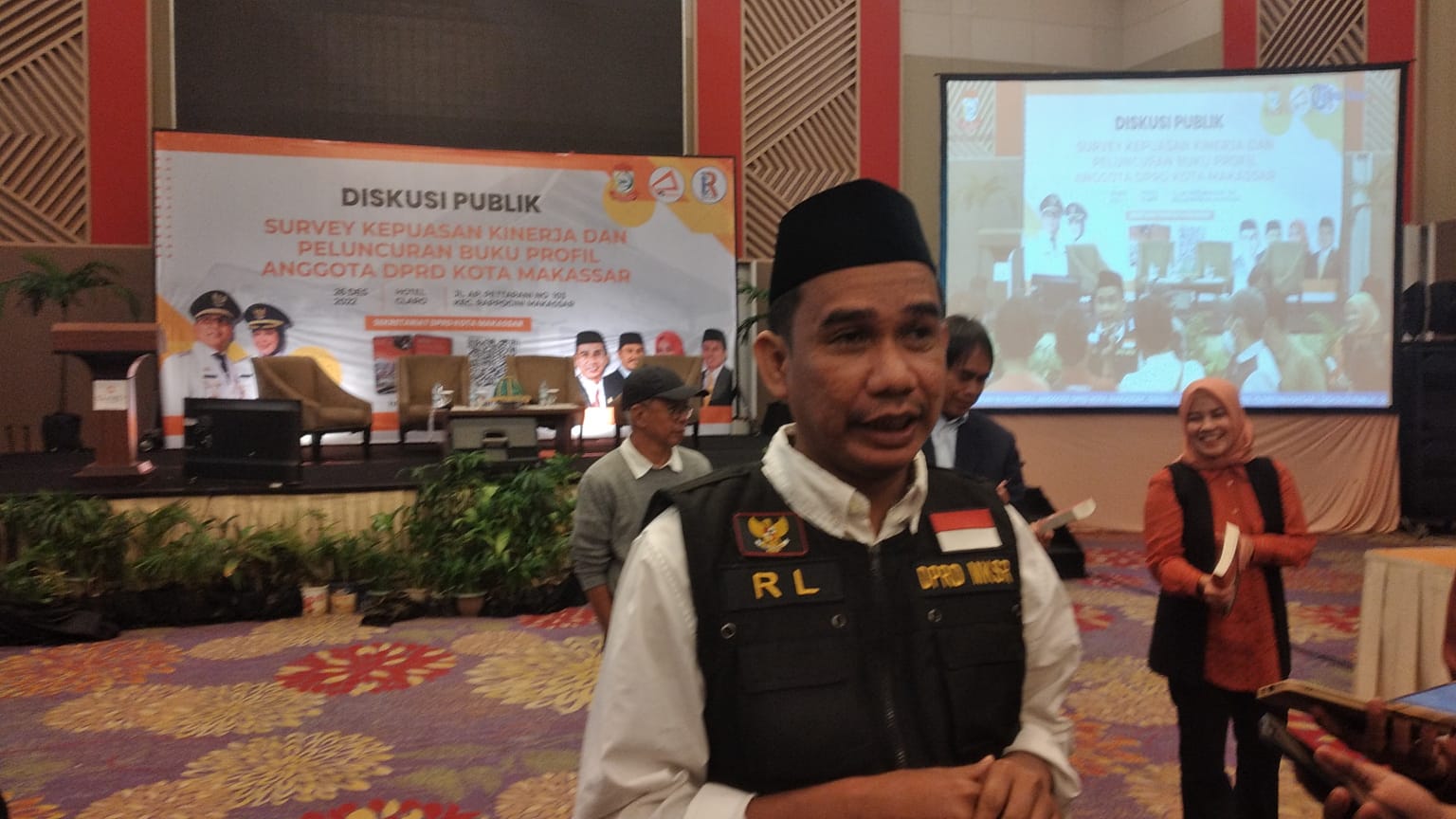 DPRD Makassar Gelar Diskusi Publik dan Peluncuran Buku Terkait Kepuasan Kinerja Wakil Rakyat
