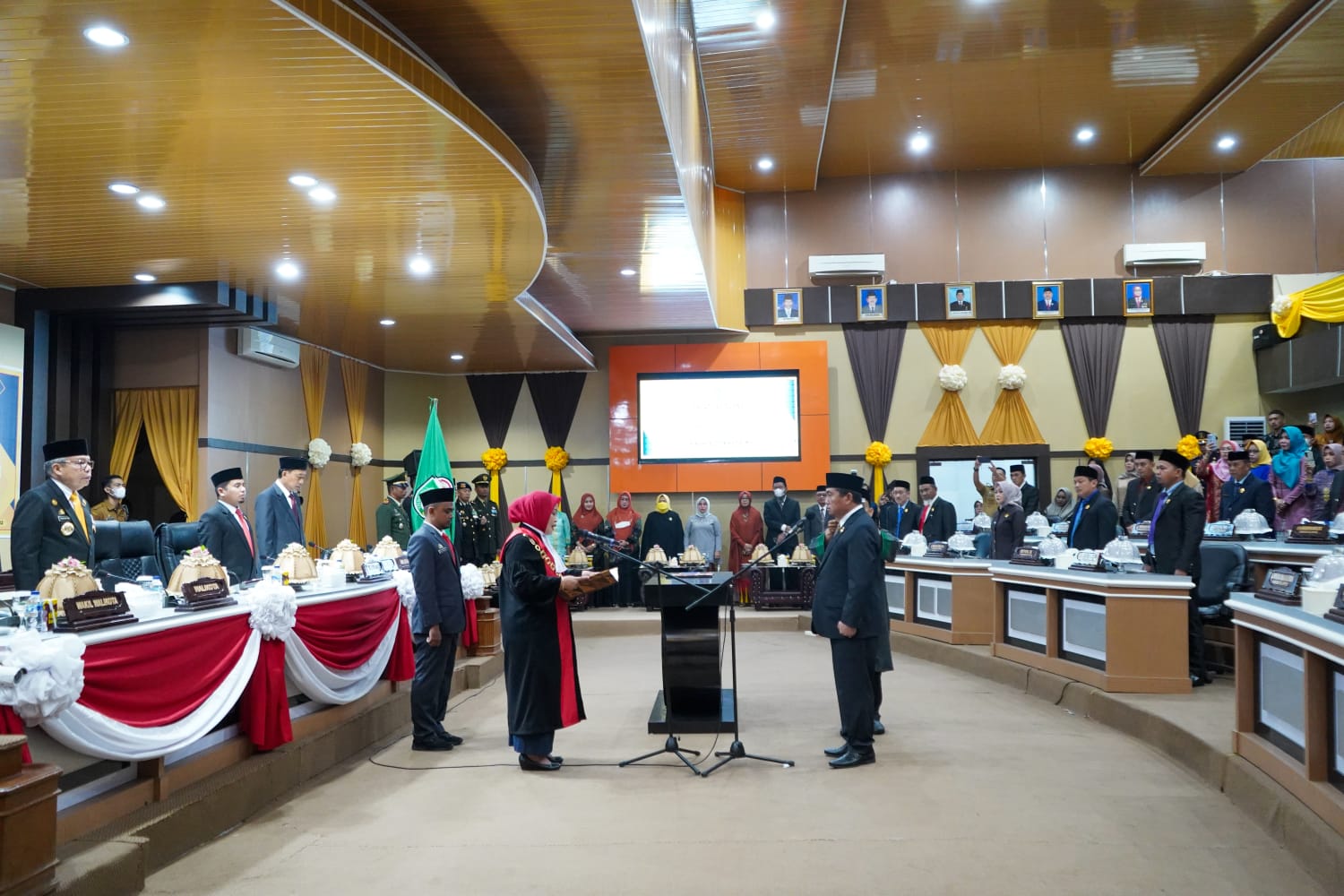 Kaharuddin Kadir Resmi Ketua DPRD Parepare, Taufan Pawe: Pengalamannya Mumpuni 