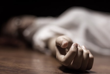 Hanya Karena Kayu Bakar, Wanita Paruh Baya Tewas Ditusuk Tetangganya