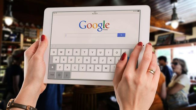Mesin Pencari Google Ungkap Orang Indonesia Paling Banyak Mencari Terkait Penjualan dan Belanja