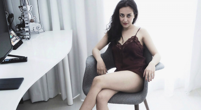 Dipaksa Menikah Muda, Perempuan Afghanistan Ini Kabur dari Rumah dan Jadi Bintang Porno