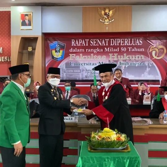 Milad ke-50 FH UMI, Taufan Pawe Sampaikan Orasi Ilmiha Terkait Manajemen Pemerintahan