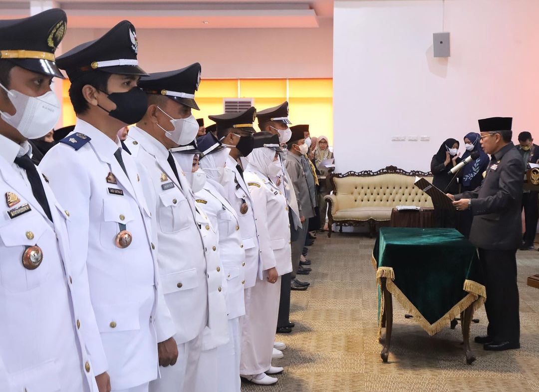 Lantik Pejabat Administrator Hingga Lurah, Taufan Pawe Ingatkan Jabatan Adalah Amanah Dunia dan Akhirat