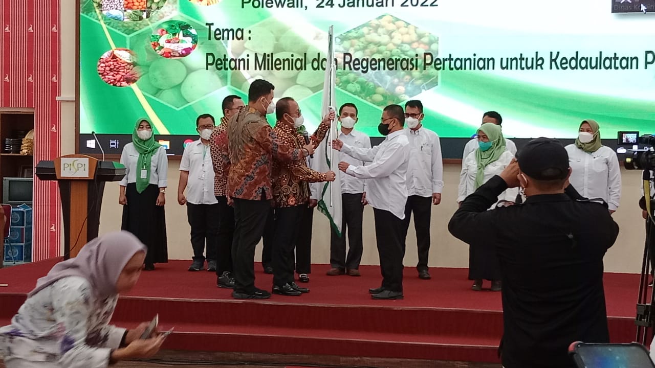 Pelantikan PISPI Sulbar, Agus Ambo Djiwa Memotivasi Sarjana Pertanian se-Sulbar Untuk Membangun Sektor Pertanian