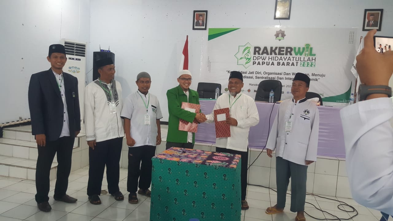 STAI Al Bayan Jalin Kerja Sama Hidayatullah Papua Barat Untuk Pengembangan SDI 