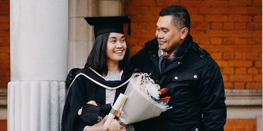 Resepsi Pernikahan Anggota DPR Putri Kapolda Metro Jaya Digelar di Makassar, Pasangannya Putra Mantan Kapolda Sulsel