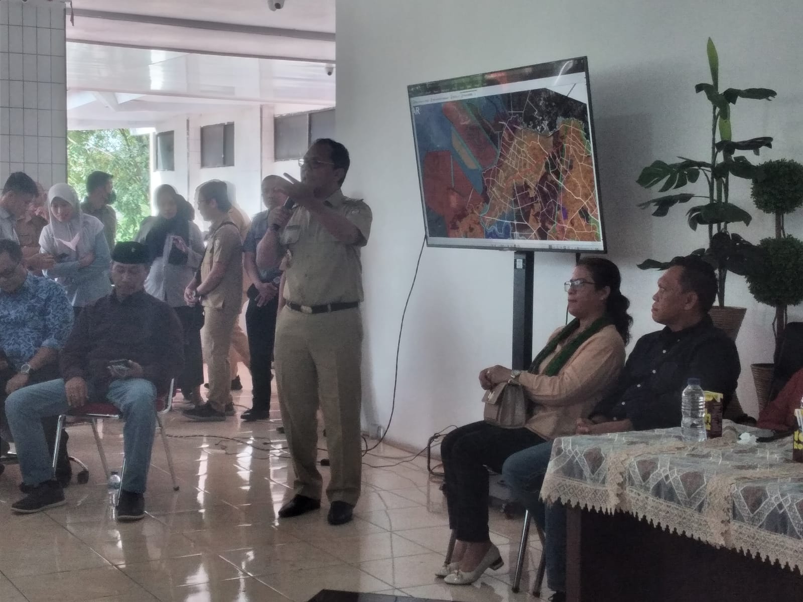 Danny Duga Balai Main Politik Soal Proyek Kereta Api Segmen Makassar 