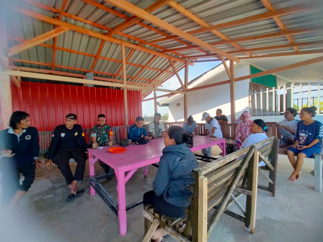 Lurah Lae lae Pantau Kantibmas dan Kebersihan Pulau Gusung 