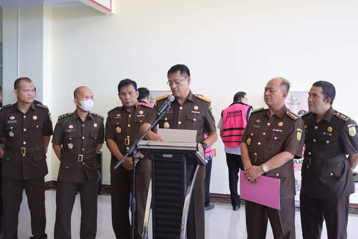 Terlibat Kasus Pengalihan Hak Hutan, Kejati Sulbar Tahan Wakil Ketua DPRD Mamuju