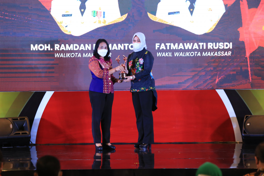 Naik Satu Tingkat, Makassar Raih Penghargaan Kota Layak Anak Kategori Nindya