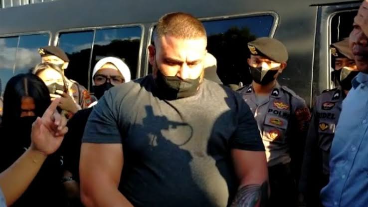 Bobol ATM Rp3,7 Miliar, 2 WNA Asal Bulgaria Ditangkap Polda Sulut