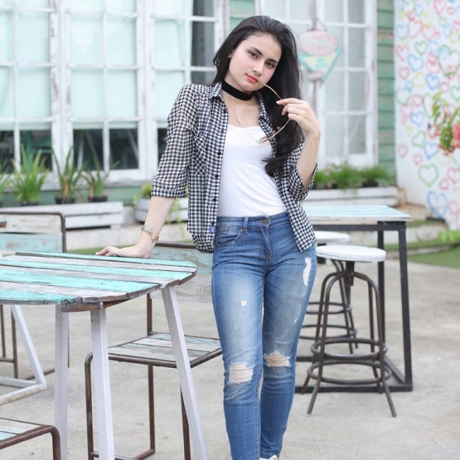 Raisya Bawazier, Gadis Berdarah Arab Pemeran Sasa dalam Film Bukan Cinderella