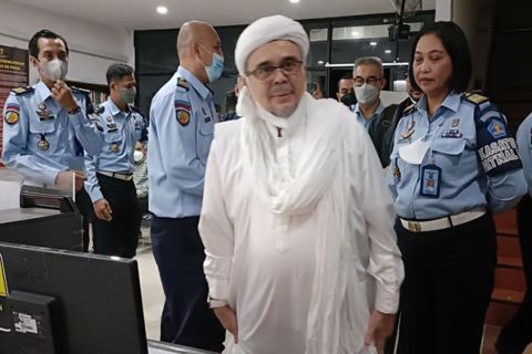 Gegara Prabowo-Sandi Bergabung dengan Pemerintah, Habib Rizieq Dikabarkan Kapok Berhubungan dengan Politisi