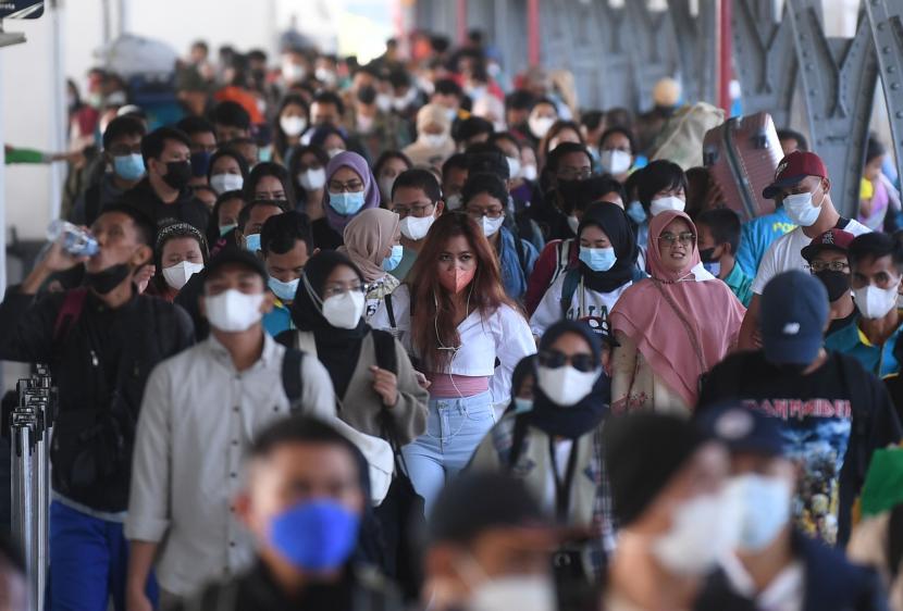 Kasus Covid-19 di Indonesia Alami Tren Peningkatan, Kini Lampaui Standar WHO 5 Persen