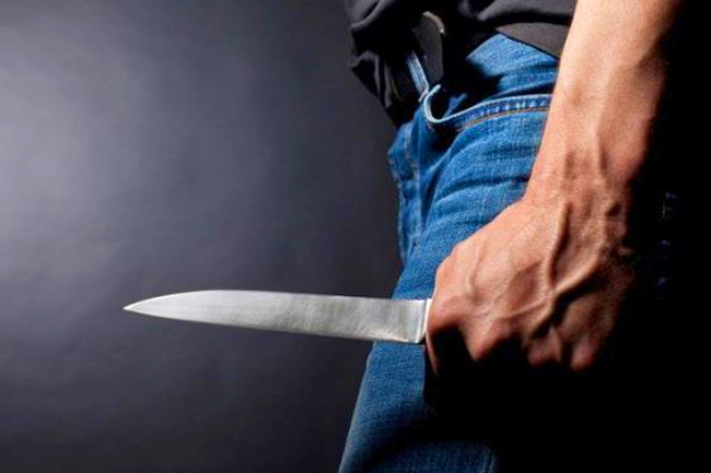 Pria di Minahasa Bunuh Selingkuhan Pacar Setelah Pergoki Berduaan di Dalam Kamar 