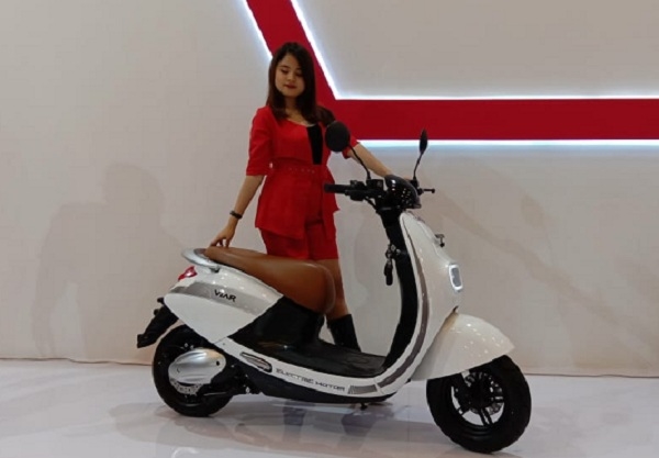 Hitungan Pemerintah: Untuk Jarak 30 Km Motor BBM Butuh Bensin Rp12 Ribu, Motor Listrik Hanya Rp6.000-7.000