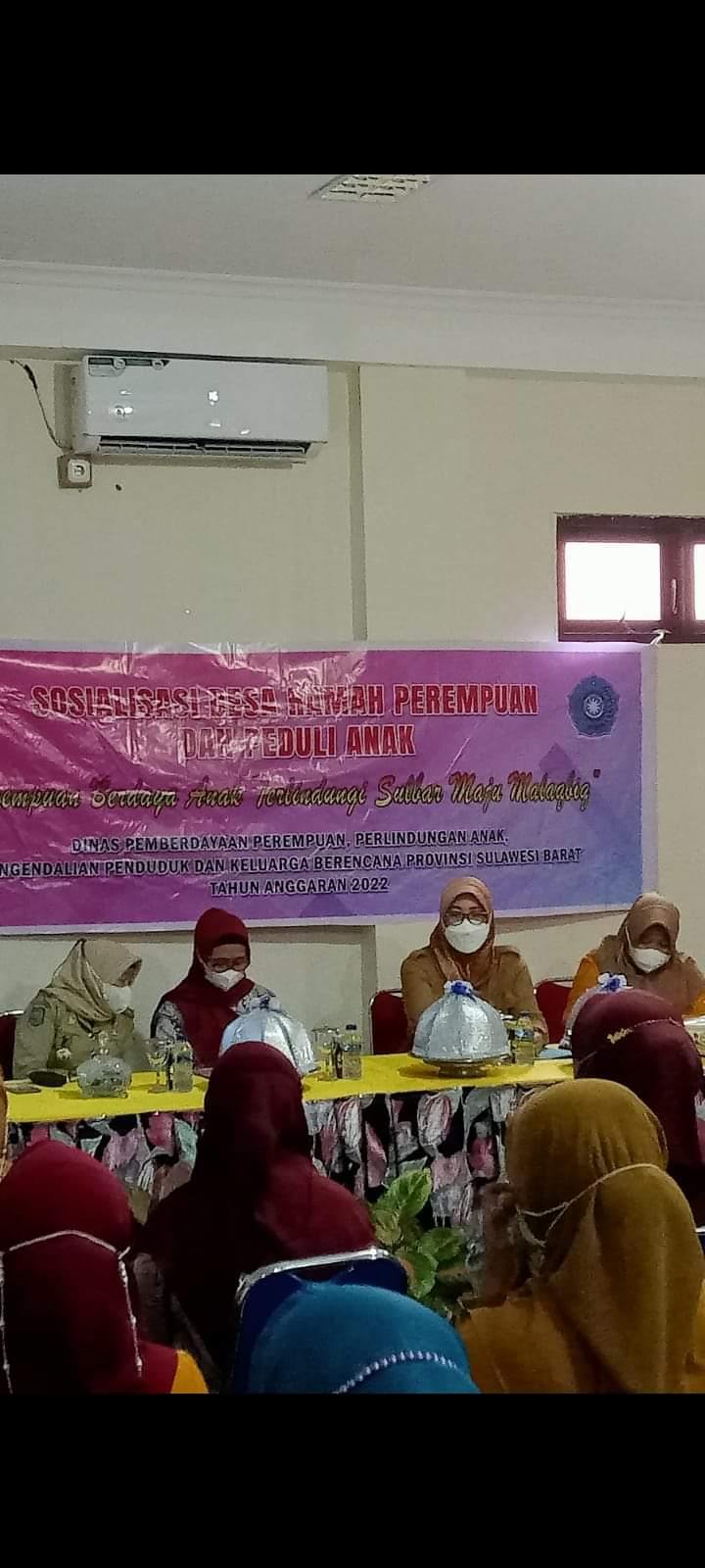 Bersama Ketua TP PKK Sulbar, Herny Agus Hadiri Acara Sosialisasi Desa Ramah Perempuan dan Peduli Anak