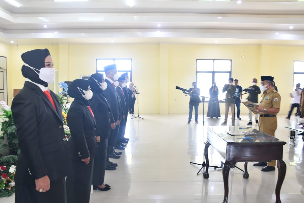 Lantik Anggota KPID Sulbar, Ali Baal Berharap Tercipta Siaran yang Sehat Untuk Rakyat