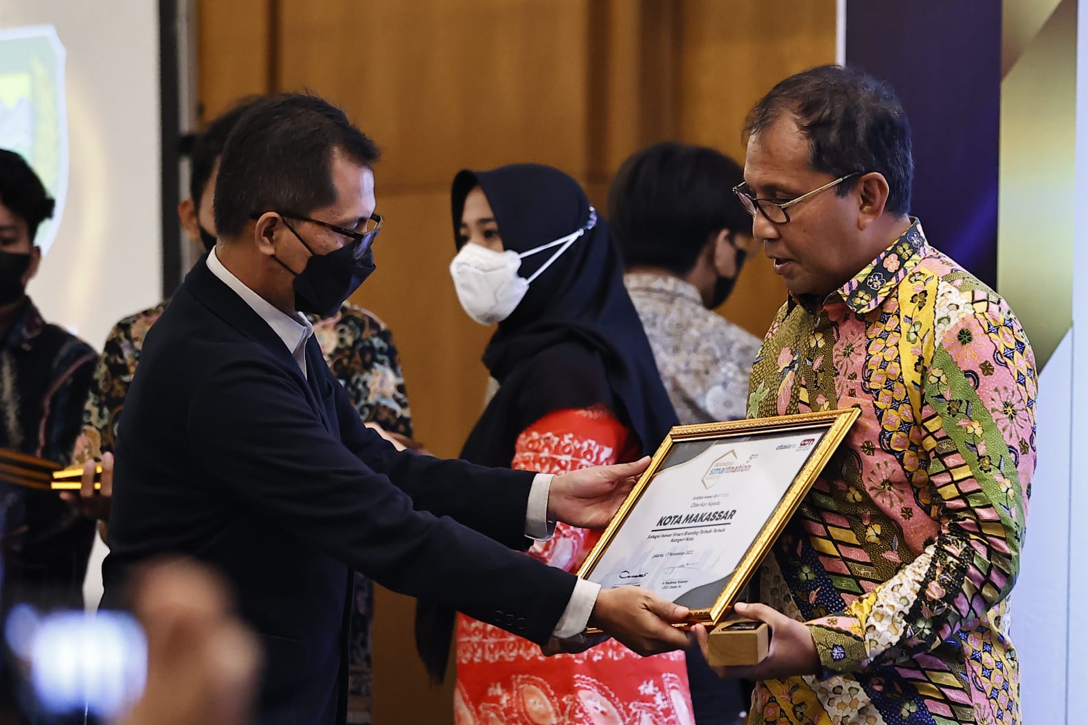 Berhasil Implementasikan Smart Branding, Danny Pomanto Raih Penghargaan Terbaik ISNA 2022