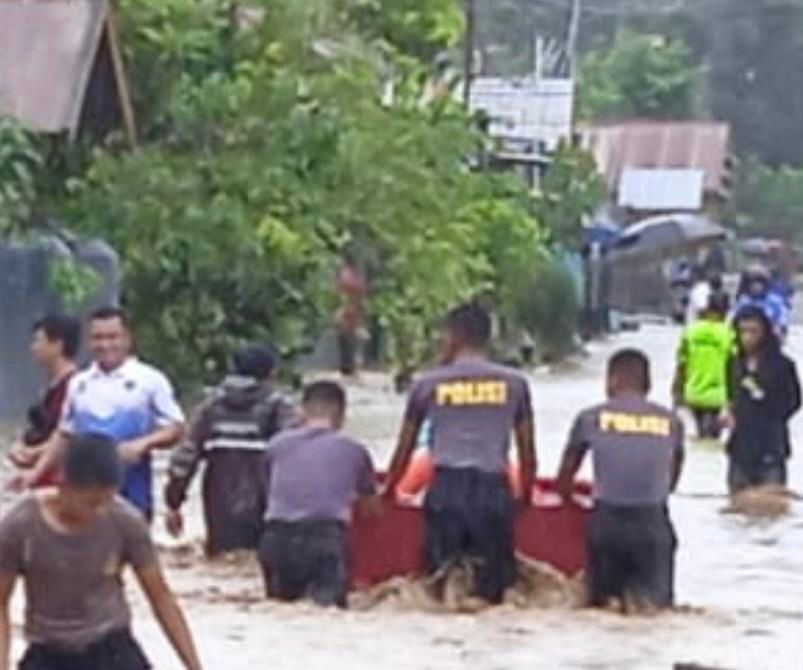 Cuaca Ekstrem Melanda, Polda Sulbar Imbau Masyarakat Tunda Perjalanan Keluar Daerah