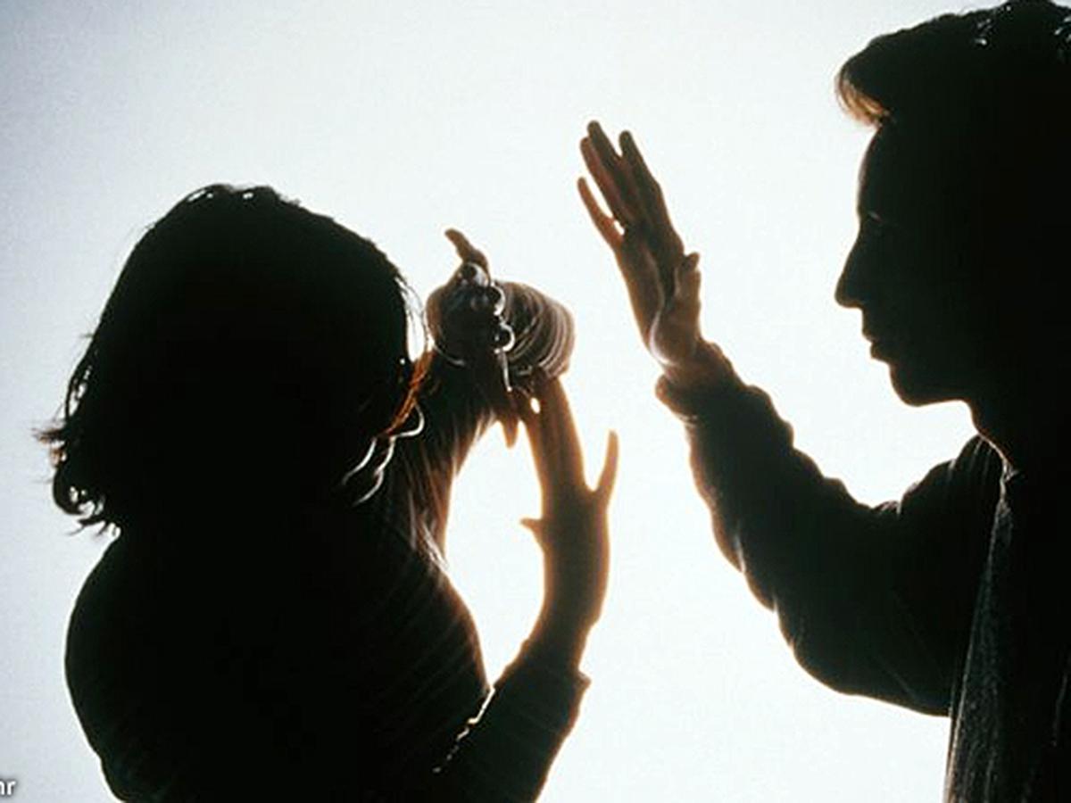 Pria di Makassar Aniaya Sadis Mantan Istri karena Ditolak Berhubungan Badan 