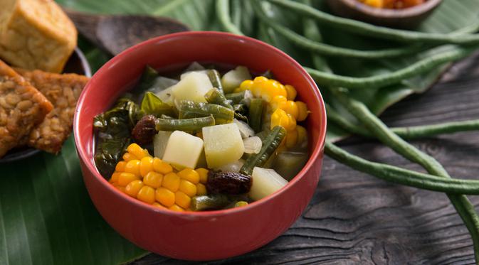 6 Kebiasaan saat Memasak Sayur yang Bisa Membuat Nutrisinya Hilang