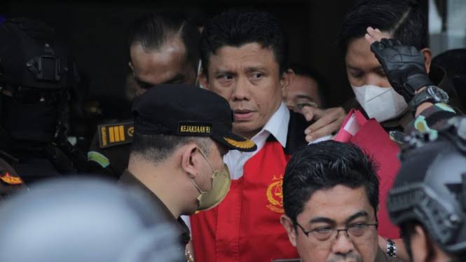 Resmi Diserahkan ke Kejagung, Ferdy Sambo Akui Sangat Menyesal dan Minta Maaf ke Bapak-Ibu Brigadir J 