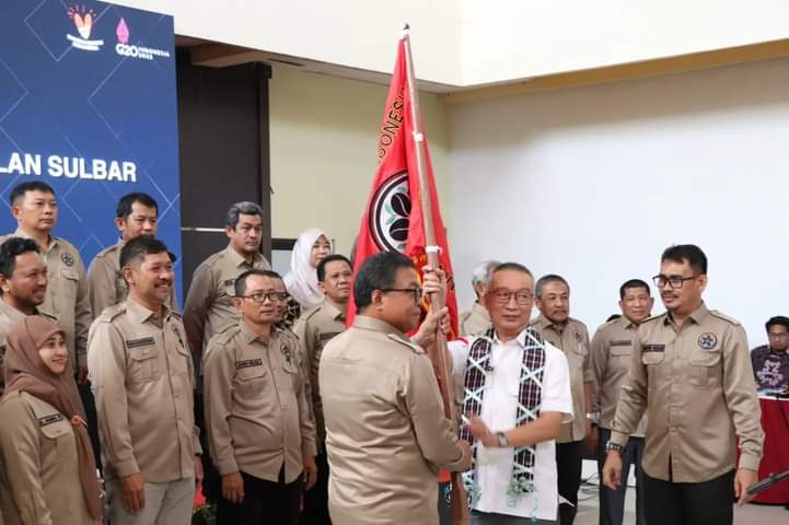 Pengurus Dekopi Sulbar Resmi Dikukuhkan, Idris Jadi Ketua