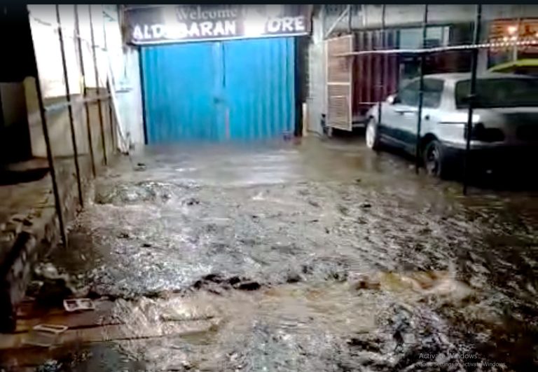 Pipa Induk Utama Meledak, PDAM Mohon Maaf karena Pompa Dimatikan