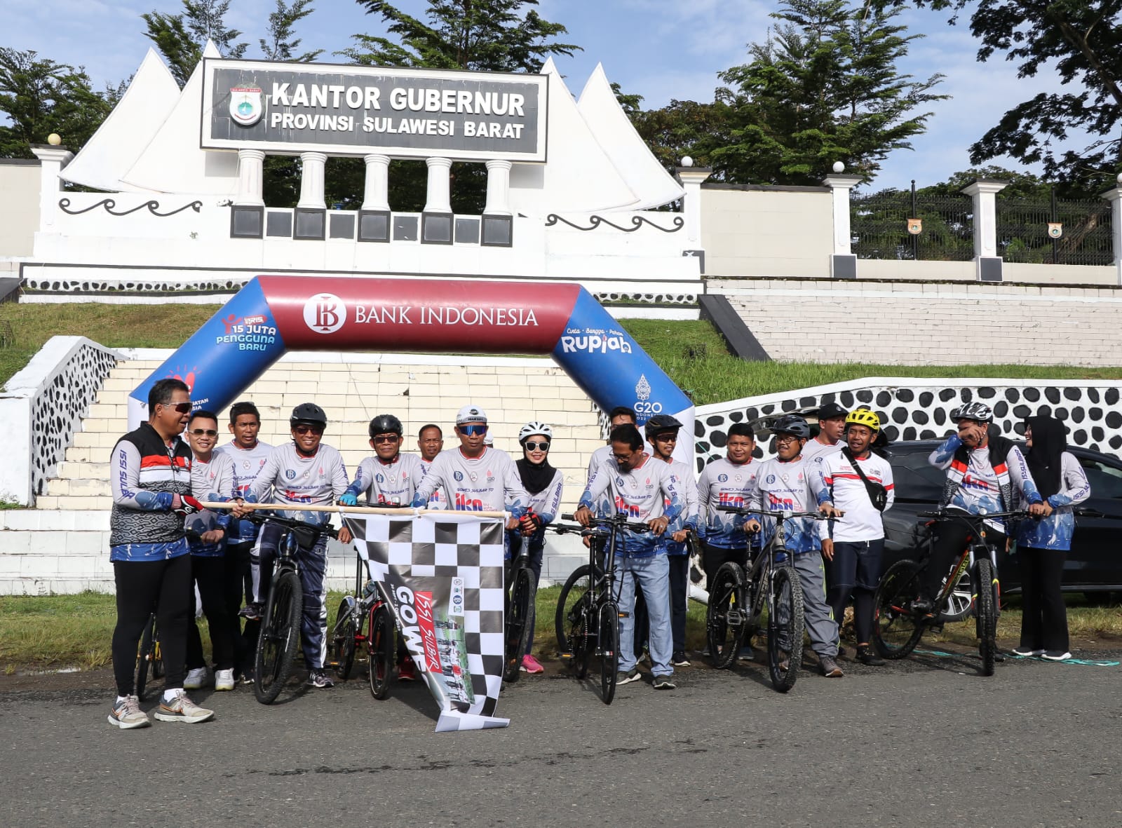 ISSI Sulbar dan Komunitas Sepeda Gowes to IKN