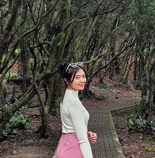 Bertahun-tahun Nomaden Setelah Jadi Korban Penggusuran, Kini Gadis Cantik Ini Punya Rumah di Kampung Kunir