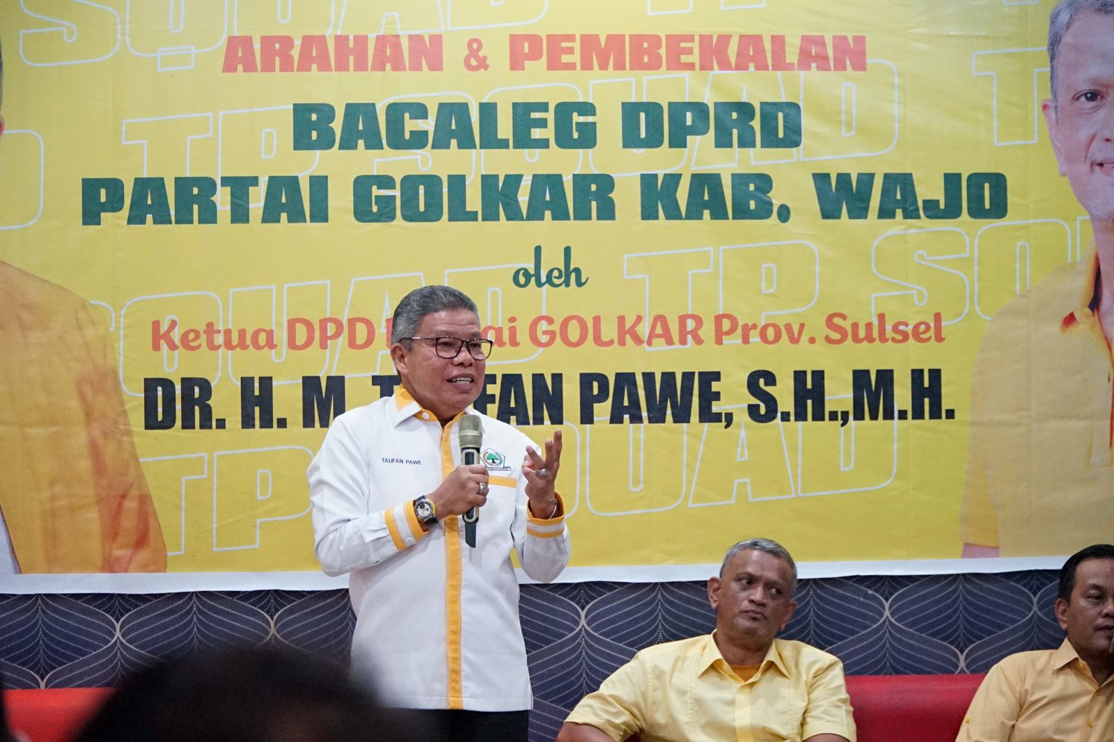 Taufan Pawe Beri Pembekalan Pemenangan Pemilu 2024 untuk Bacaleg Golkar Wajo