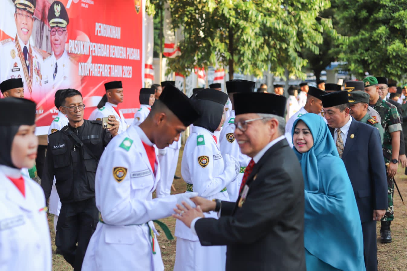 Taufan Pawe Bangga Kukuhkan Paskibraka Parepare, Doakan Sukses Laksanakan Tugas Mulia 