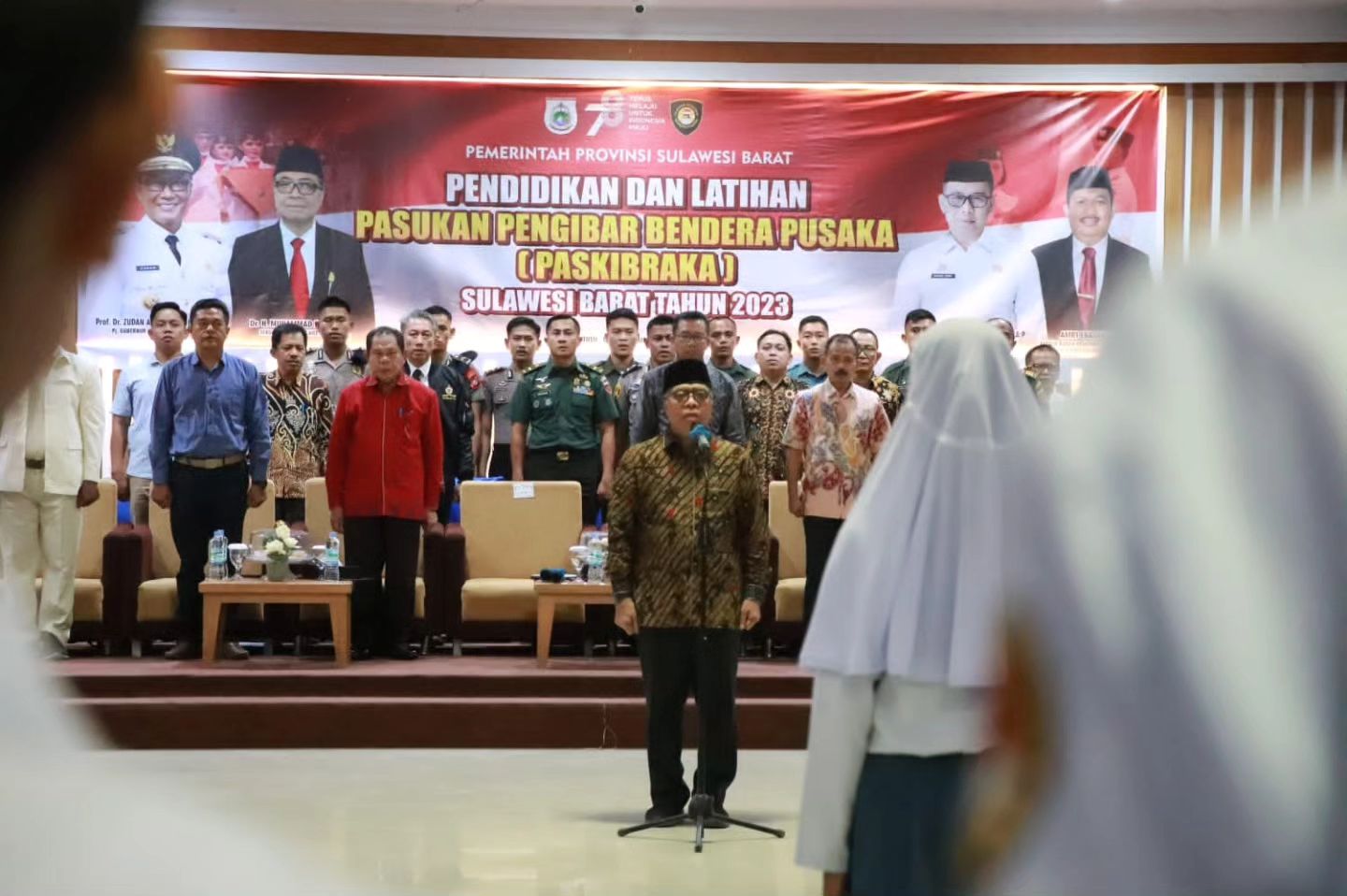 Sekprov Sulbar Beri Pembekalan Nilai Kebangsaan Kepada Paskibraka 