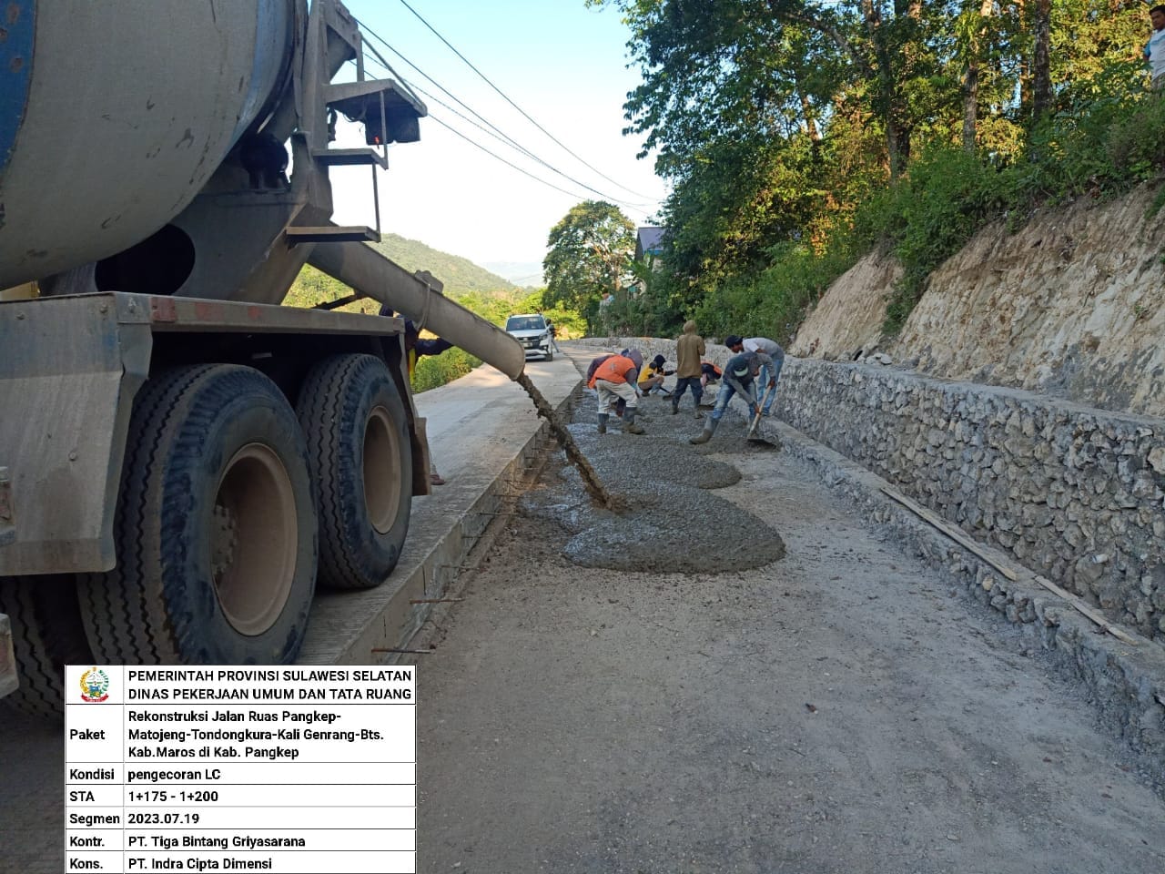 Jalan Ruas Minasatene Ditangani 3,1 Km Tahun Ini, Gubernur: Jadi Prioritas Karena Pelintas Padat dengan Kondisi yang Rusak