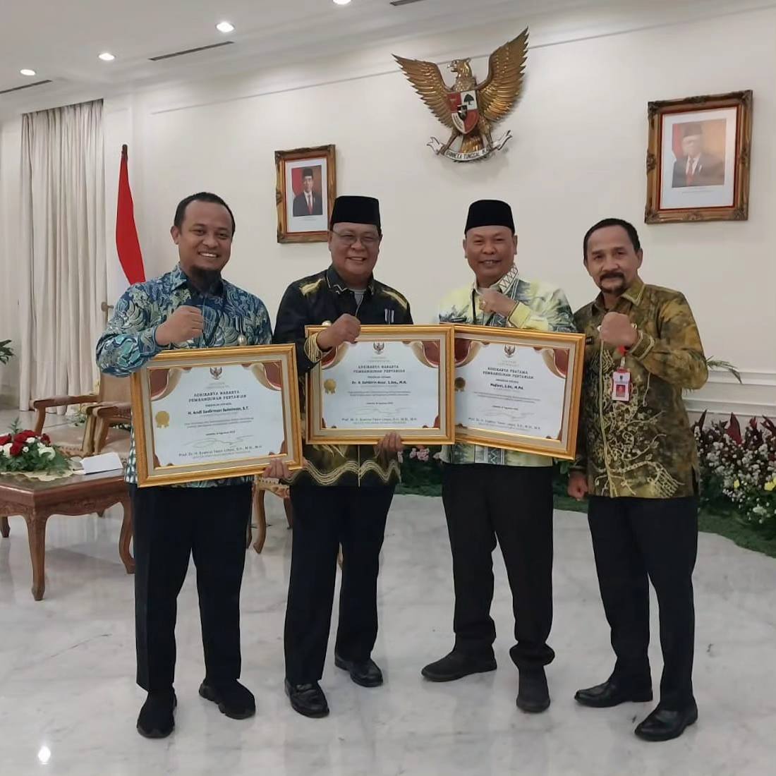 Gubernur Andi Sudirman Terima Penghargaan Tertinggi Pembangunan Pertanian, Diserahkan Wakil Presiden di Jakarta