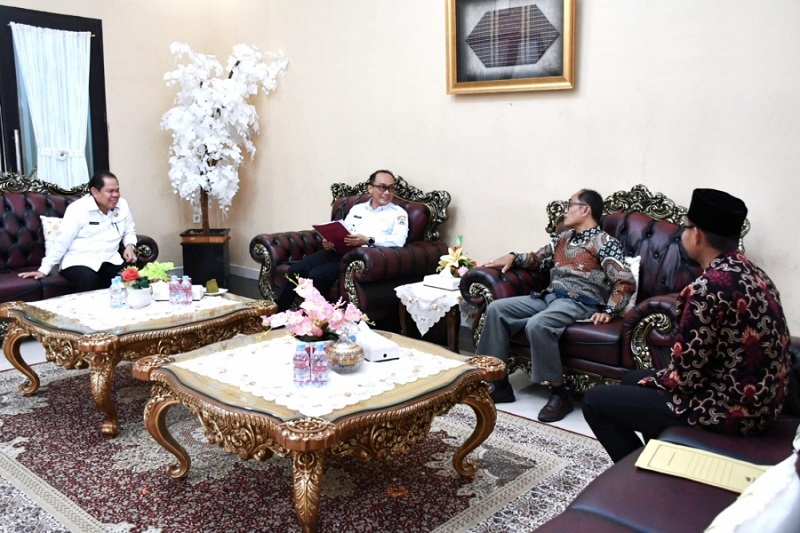 Ketua Panitia PPKMB Unsulbar Undang Pj Gubernur Hadir Sekaligus Meninjau Perkembangan Kampus