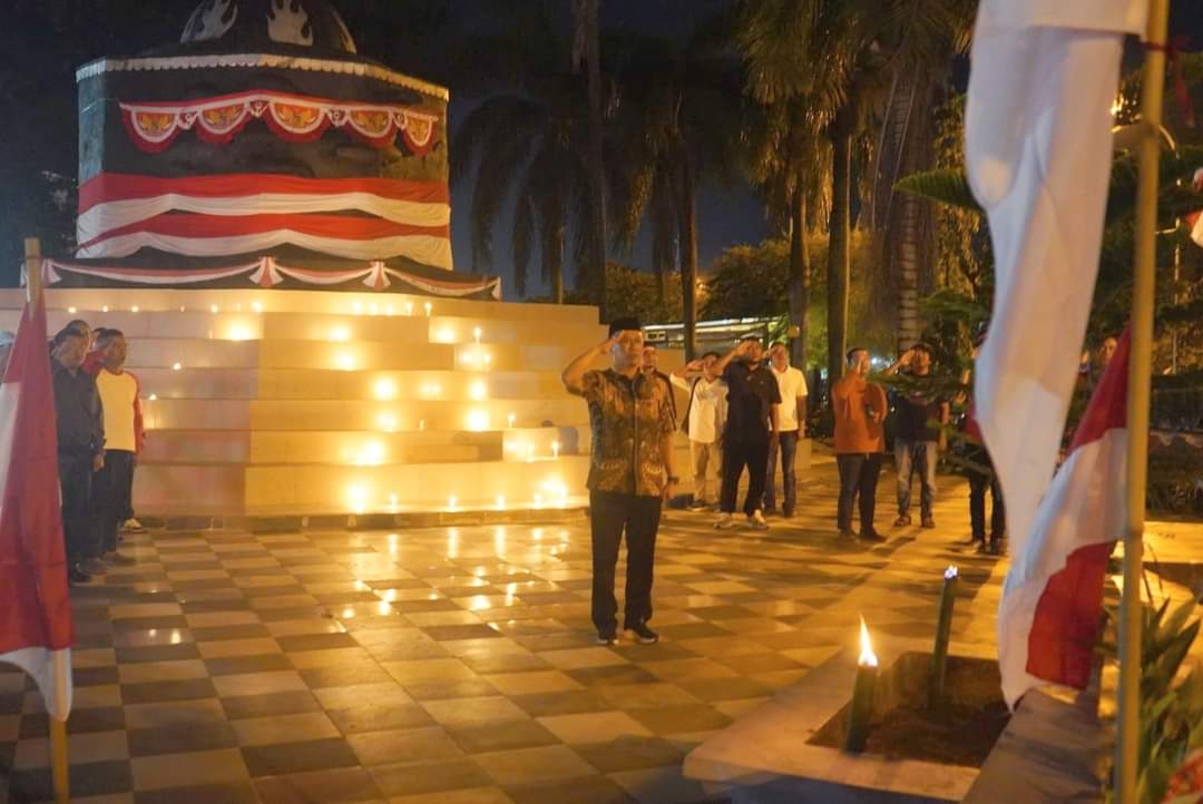 Hadiri Malam Renungan Bersama Jurnalis, Prof Zudan Ajak Media Menjadi Pencerah Bangsa 