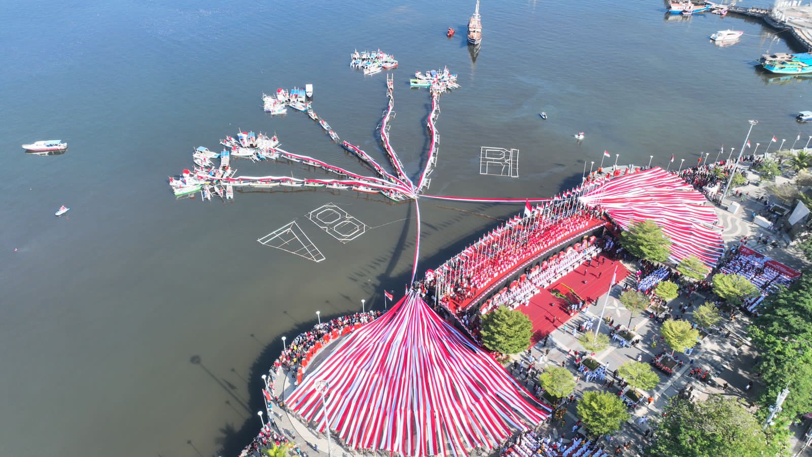 Makna Bunga Rampai di Upacara Peringatan HUT RI ke 78, Danny :  Kemerdekaan Dari Makassar Untuk Indonesia