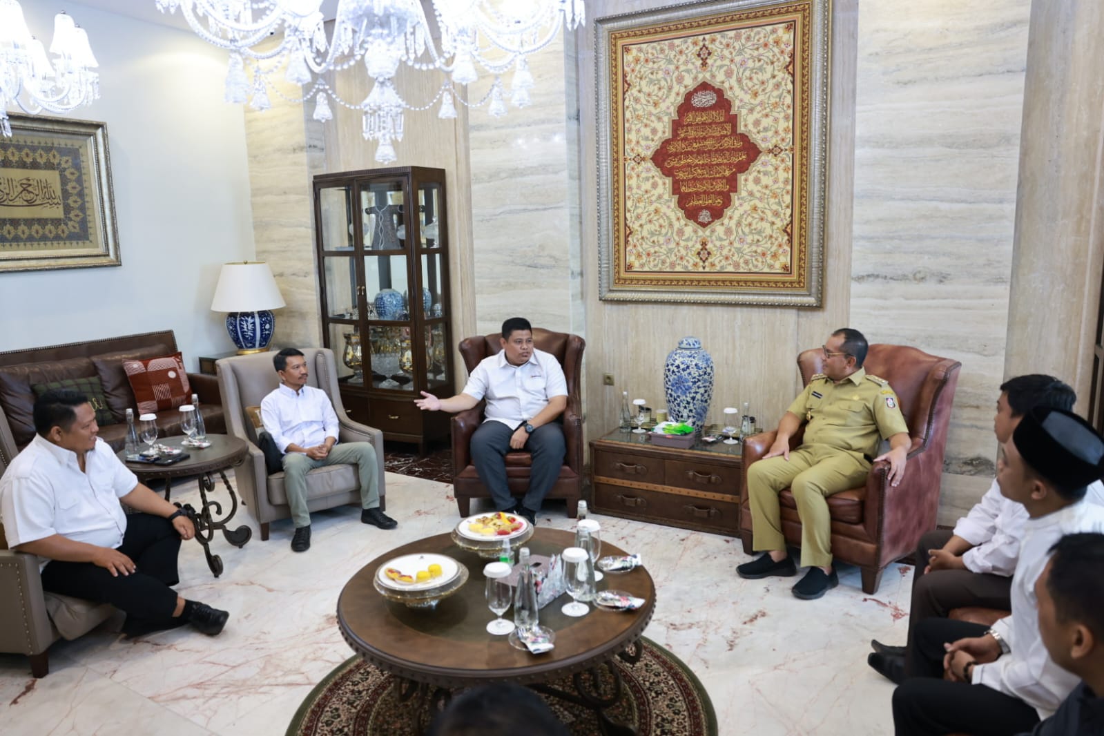 Bawaslu Makassar Bersilaturahmi, Danny Pomanto Tekankan Keadilan Politik