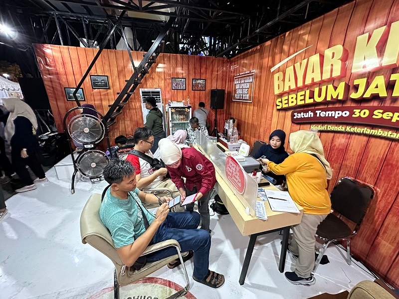 Capai Rp2,1 M, Booth Bapenda di F8 Makassar Lampaui Target Transaksi Pembayaran PBB