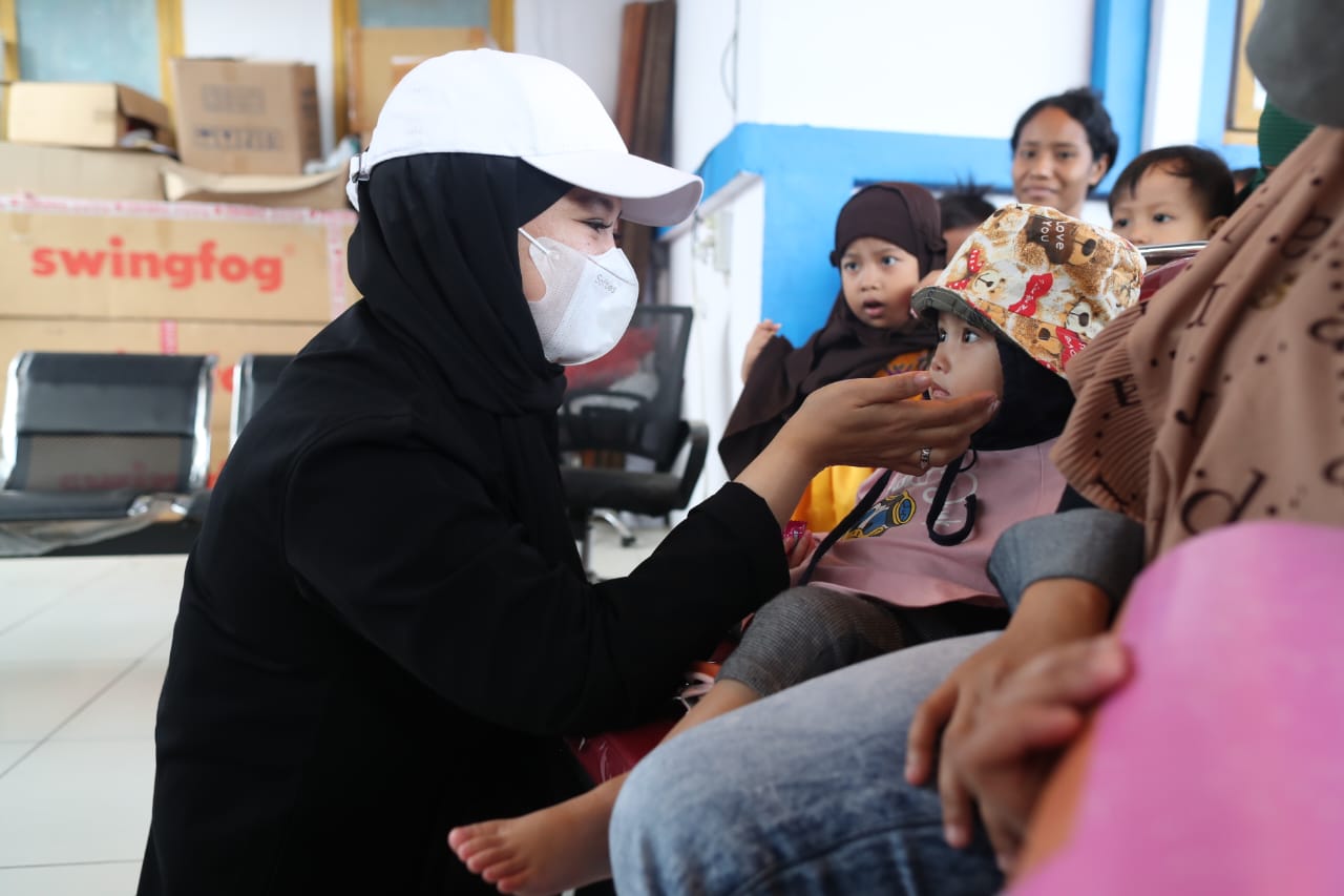 Komitmen Percepat Penurunan Angka Stunting, Fatmawati Rusdi Rutin Grebek Stunting