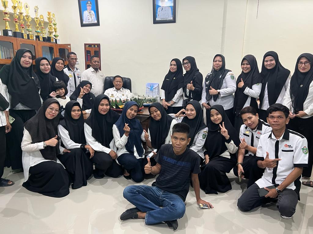 Matang 37 Tahun Berkarier Jadi ASN, Darwis Sani Didorong Lanjutkan Pengabdian ke Masyarakat 