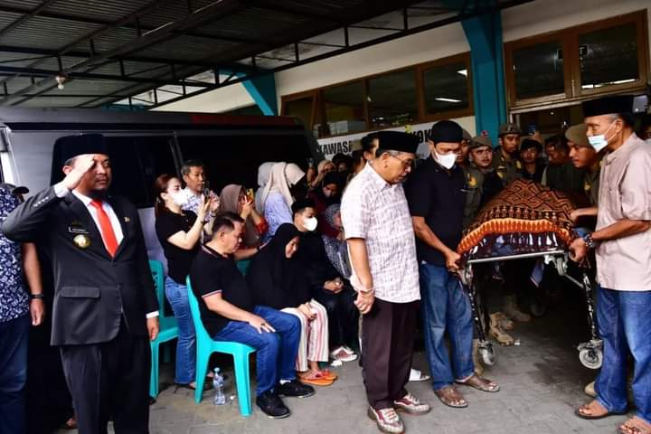 Wabup Luwu Wafat, Gubernur Andi Sudirman Sampaikan Duka Cita Mendalam Atas Nama Pribadi dan Pemprov Sulsel