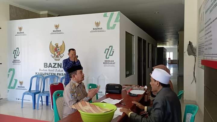 Bupati Pasangkayu Salurkan Zakat dan Infaq Melalui Baznas